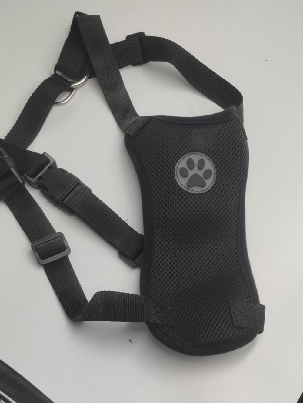 Black Dog Harness with Paw Emblem - Unbranded